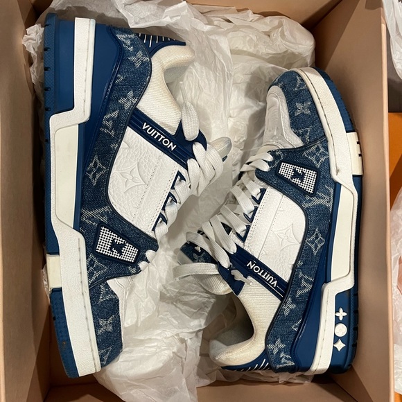 Louis Vuitton Trainers - Picture 5 of 12